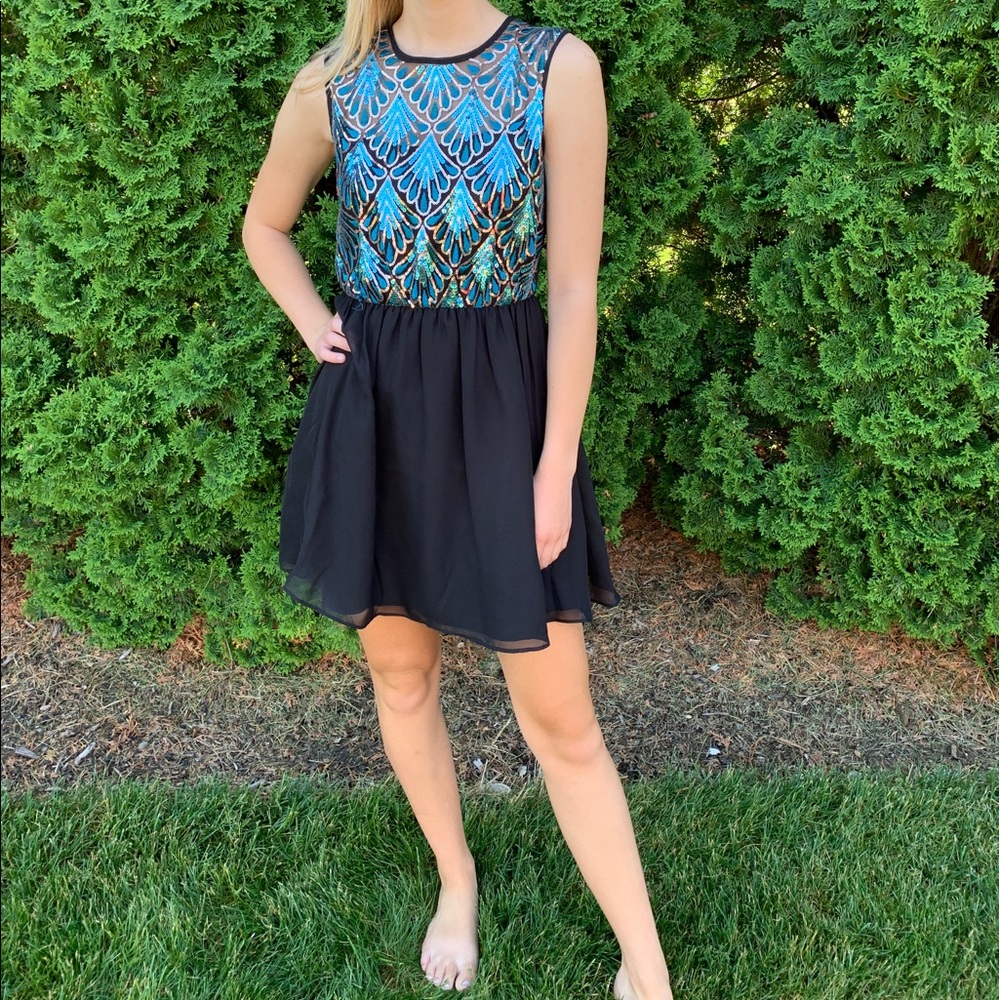 Short Black and Patterned Formal Dress